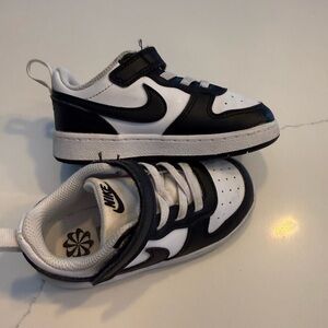 Nike Dunks- size 8C